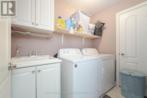 51 Prosser Crescent, Georgina, ON - Indoor Photo Showing Laundry Room