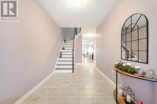 51 Prosser Crescent, Georgina, ON - Indoor Photo Showing Other Room