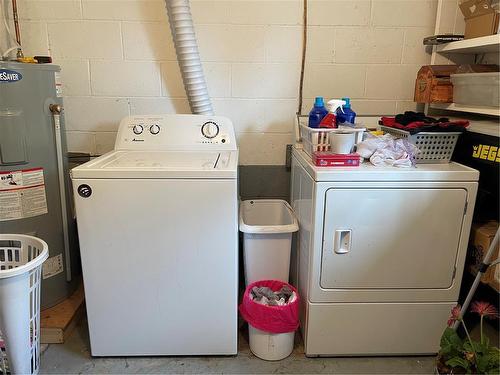 275 Highway & 165 Road, Swan River, MB - Indoor Photo Showing Laundry Room