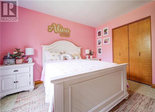 bedroom 2 - 345 Governors Road E, Paris, ON - Indoor Photo Showing Bedroom