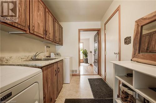 345 Governors Road E, Paris, ON - Indoor Photo Showing Laundry Room