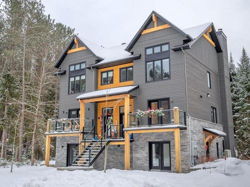 FaÃ§ade - 592 Rue Charlie-Forbell, Mont-Tremblant, QC - Outdoor With Facade