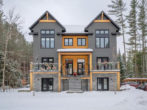 FaÃ§ade - 592 Rue Charlie-Forbell, Mont-Tremblant, QC - Outdoor With Facade