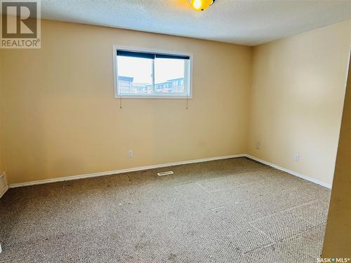 110 521 Dufferin Avenue, Estevan, SK - Indoor Photo Showing Other Room