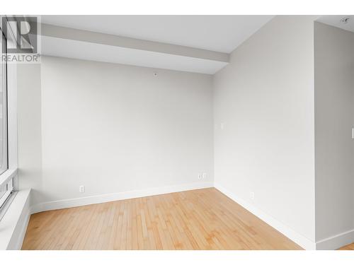 32Xx 1077 W Cordova, Vancouver, BC - Indoor Photo Showing Other Room