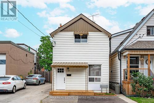 73 Albany Avenue, Hamilton, ON - Outdoor