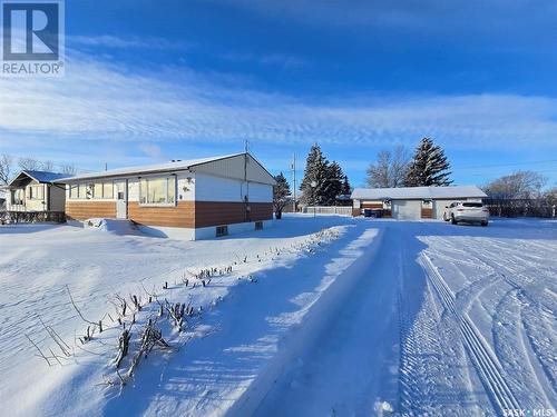 1016 Desmond Street, Grenfell, SK - Outdoor