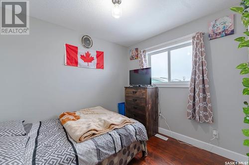 375 Southwood Drive, Prince Albert, SK - Indoor Photo Showing Bedroom