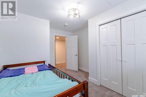 375 Southwood Drive, Prince Albert, SK - Indoor Photo Showing Bedroom