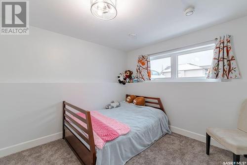 375 Southwood Drive, Prince Albert, SK - Indoor Photo Showing Bedroom