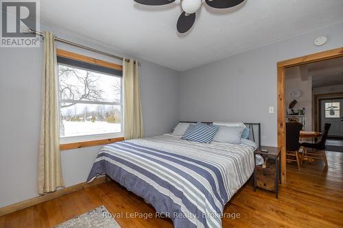 206 Crawford Road, Chatsworth, ON - Indoor Photo Showing Bedroom