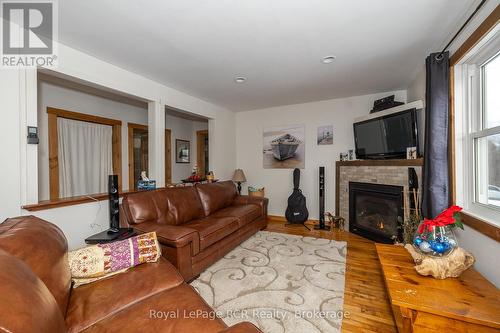 206 Crawford Road, Chatsworth, ON - Indoor Photo Showing Living Room With Fireplace