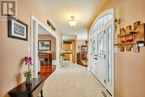 134 Southcrest Drive, Kawartha Lakes, ON - Indoor Photo Showing Other Room