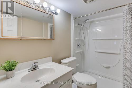 74 Caradoc Street N, Strathroy-Caradoc (Nw), ON - Indoor Photo Showing Bathroom