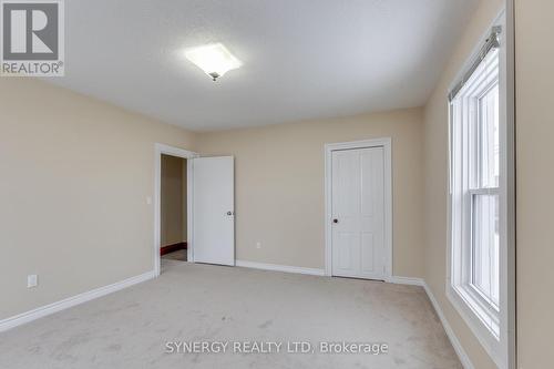 74 Caradoc Street N, Strathroy-Caradoc (Nw), ON - Indoor Photo Showing Other Room