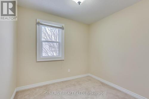 74 Caradoc Street N, Strathroy-Caradoc (Nw), ON - Indoor Photo Showing Other Room