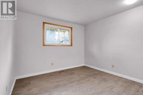 18 Jena Crescent, London, ON - Indoor Photo Showing Other Room