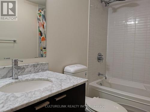 1607 - 23 Sheppard Avenue E, Toronto, ON - Indoor Photo Showing Bathroom