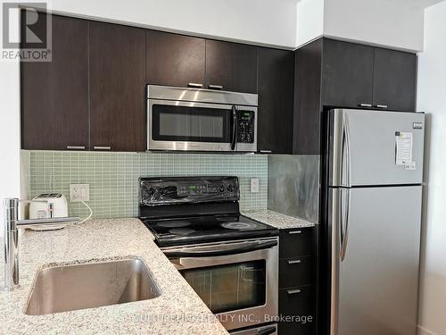 1607 - 23 Sheppard Avenue E, Toronto, ON - Indoor Photo Showing Kitchen