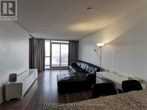 1607 - 23 Sheppard Avenue E, Toronto, ON - Indoor Photo Showing Living Room