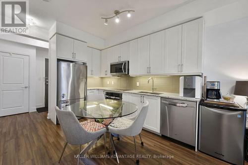 712B - 9600 Yonge Street, Richmond Hill, ON - Indoor Photo Showing Kitchen With Double Sink