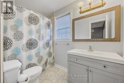 28 Leggott Avenue, Barrie, ON - Indoor Photo Showing Bathroom