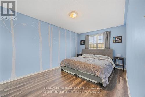 28 Leggott Avenue, Barrie, ON - Indoor Photo Showing Bedroom