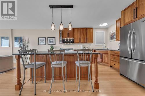 68 Lakeside Drive, Haldimand, ON - Indoor Photo Showing Kitchen