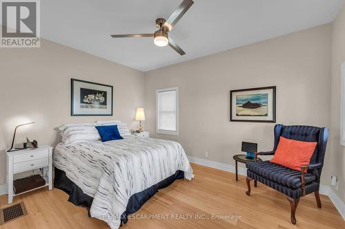 68 Lakeside Drive, Haldimand, ON - Indoor Photo Showing Bedroom