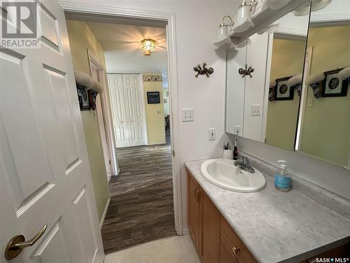 206 3Rd Avenue E, Nokomis, SK - Indoor Photo Showing Bathroom