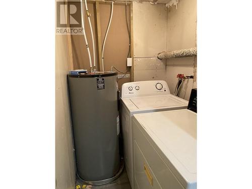 226 E 8Th Avenue, Prince Rupert, BC - Indoor Photo Showing Laundry Room