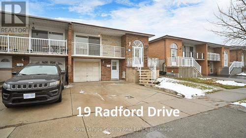 19 Radford Drive, Brampton, ON - Outdoor With Facade