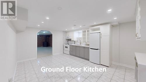 19 Radford Drive, Brampton, ON - Indoor