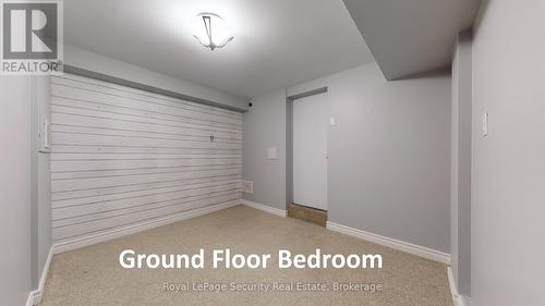 19 Radford Drive, Brampton, ON - Indoor Photo Showing Other Room