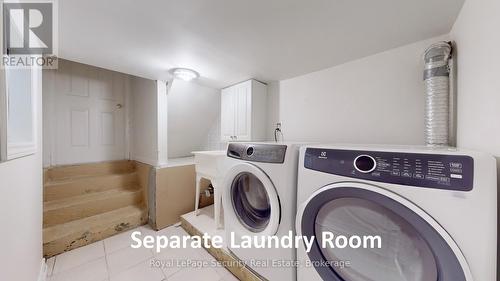 19 Radford Drive, Brampton, ON - Indoor Photo Showing Laundry Room