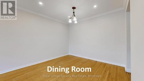 19 Radford Drive, Brampton, ON - Indoor Photo Showing Other Room