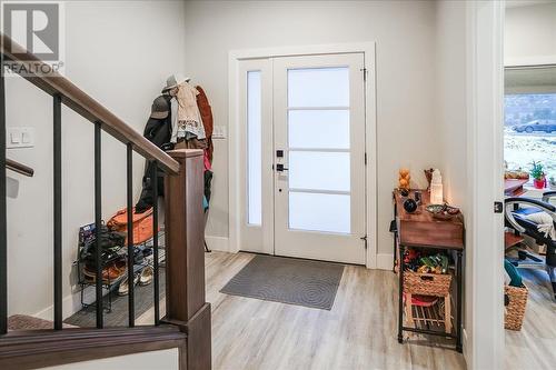 929 Waterloo Crescent, Castlegar, BC - Indoor Photo Showing Other Room