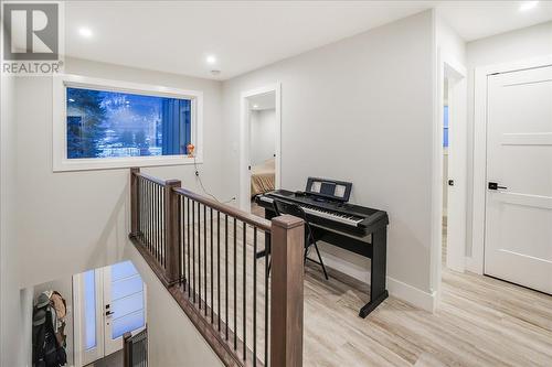 929 Waterloo Crescent, Castlegar, BC - Indoor Photo Showing Other Room