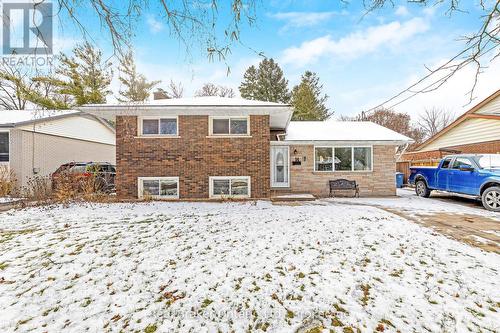 14 Lonsdale Drive, Guelph (June Avenue), ON - Outdoor