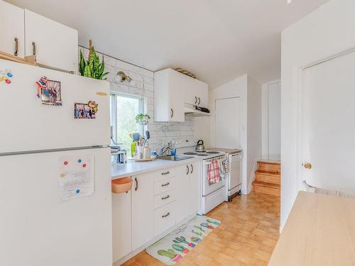 Logement - 8950  - 8952 Ch. Bourgeois, Mirabel, QC - Indoor Photo Showing Kitchen