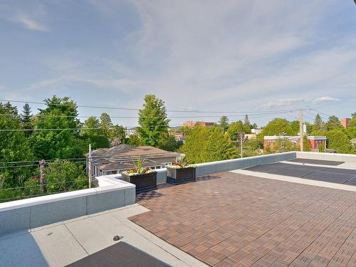 Terrasse - 12-20 Rue Larocque O., Sainte-Agathe-Des-Monts, QC - Outdoor