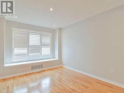 Upper - 7276 Bread Fruit Lane, Mississauga, ON - Indoor Photo Showing Other Room