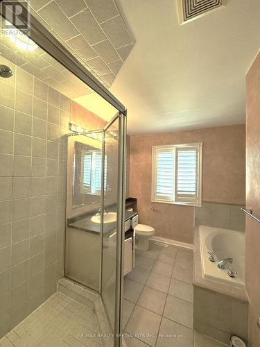 Upper - 7276 Bread Fruit Lane, Mississauga, ON - Indoor Photo Showing Bathroom