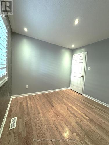 Upper - 7276 Bread Fruit Lane, Mississauga, ON - Indoor Photo Showing Other Room