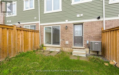 16 Quillberry Close, Brampton, ON - Outdoor