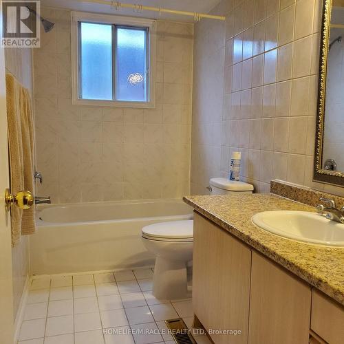 4686 Penhallow Road, Mississauga, ON - Indoor Photo Showing Bathroom