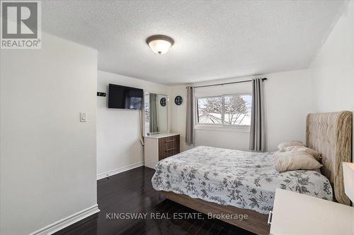 109 - 109 Ashton Crescent, Brampton, ON - Indoor Photo Showing Bedroom