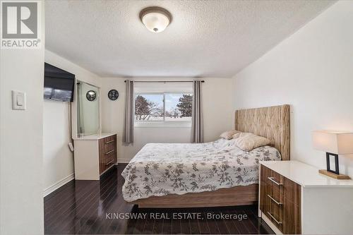 109 - 109 Ashton Crescent, Brampton, ON - Indoor Photo Showing Bedroom