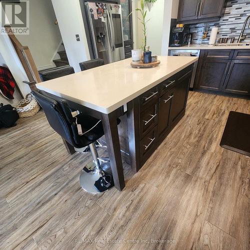 129 Lee Street, Guelph (Grange Hill East), ON - Indoor Photo Showing Kitchen