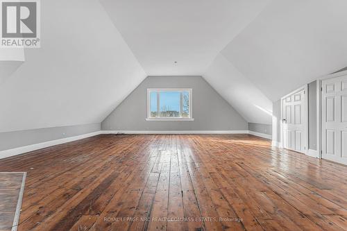 97 Smith Road, Hamilton, ON - Indoor Photo Showing Other Room